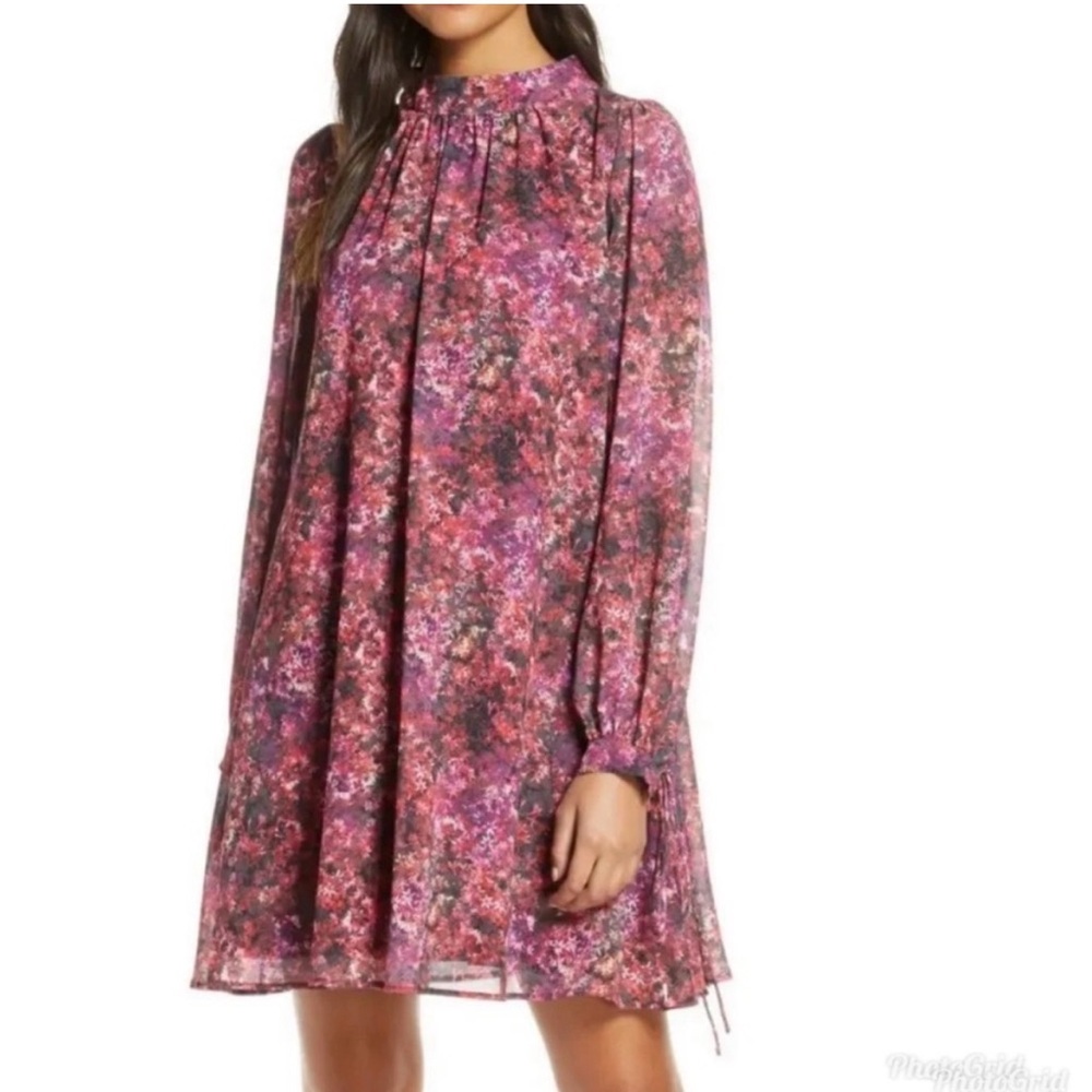 Mark & James Badgley Mischka‎ Long Sleeve Pink Floral Trapeze Dress.